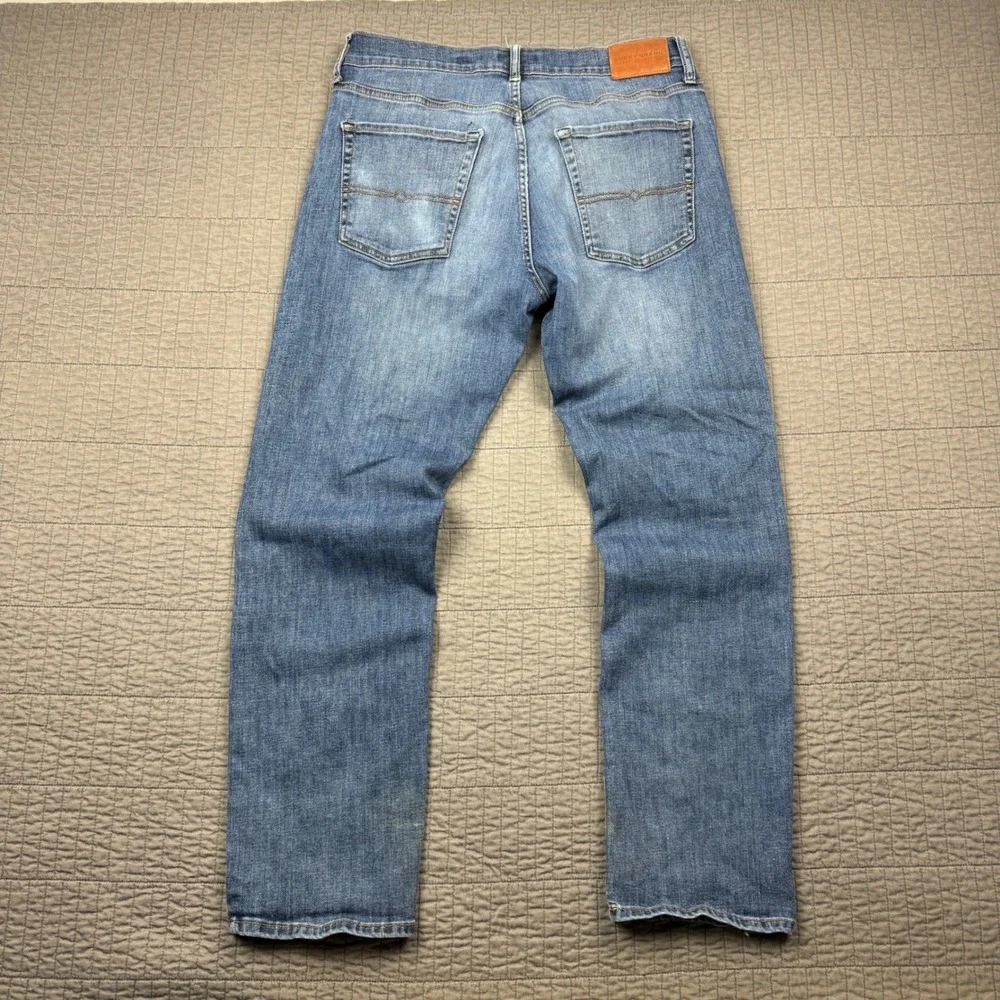 Lucky Brand 221 Straight Leg Jeans Mens 34x32 (33x30) Blue Denim Medium Wash